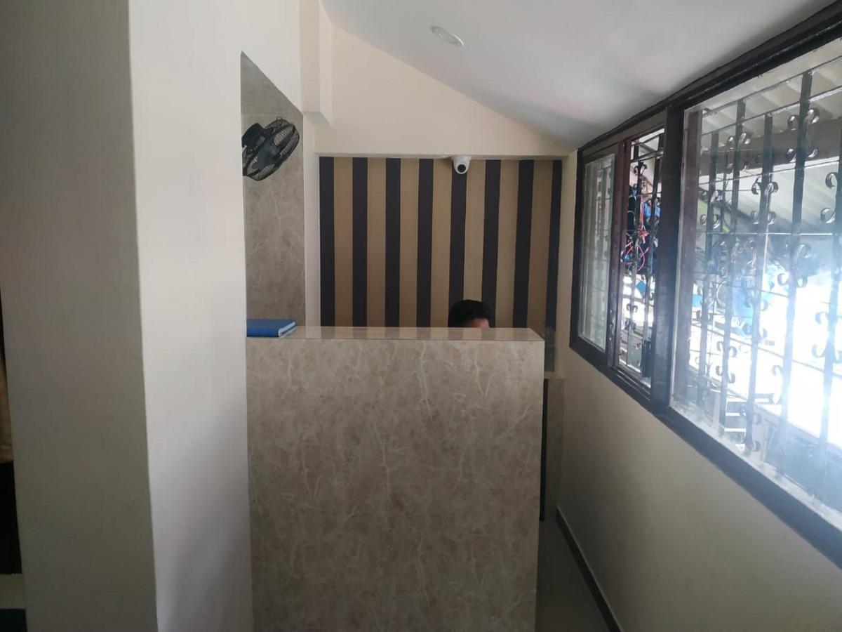 Almas Dormitory 24 Hours Aircondition Mumbai Exterior foto